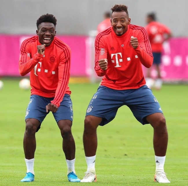 Alphonso Davies and Jérôme Boateng at a FC Bayern Munich training session in July 2019