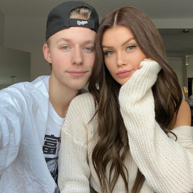 Alyssa Kulani posing for a selfie with Tanner Stewart in December 2019