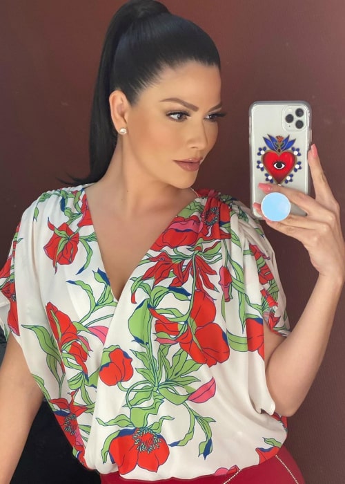 Ana Patricia Gámez in an Instagram selfie in February 2020