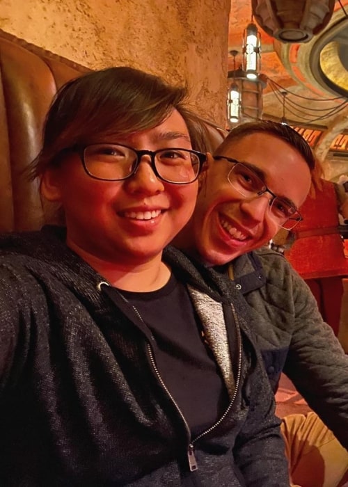 Austin Evans as seen in a picture taken with his wife at the Oga’s Cantina in Galaxy’s Edge in January 2020