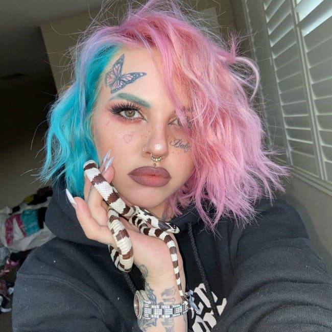 Baby Goth in a selfie in February 2020