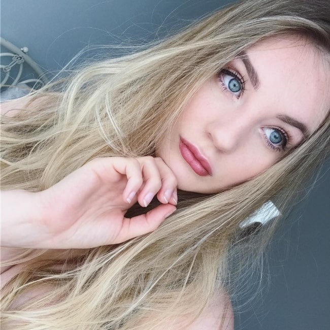 Bethany Lily April as seen while taking a selfie in July 2017