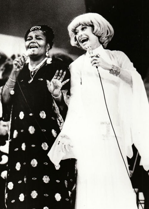 Carol Channing (Right) and Pearl Bailey on the television special 'One More Time' in 1973