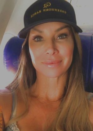 Debbe Dunning Height, Weight, Age, Boyfriend, Family, Facts, Biography