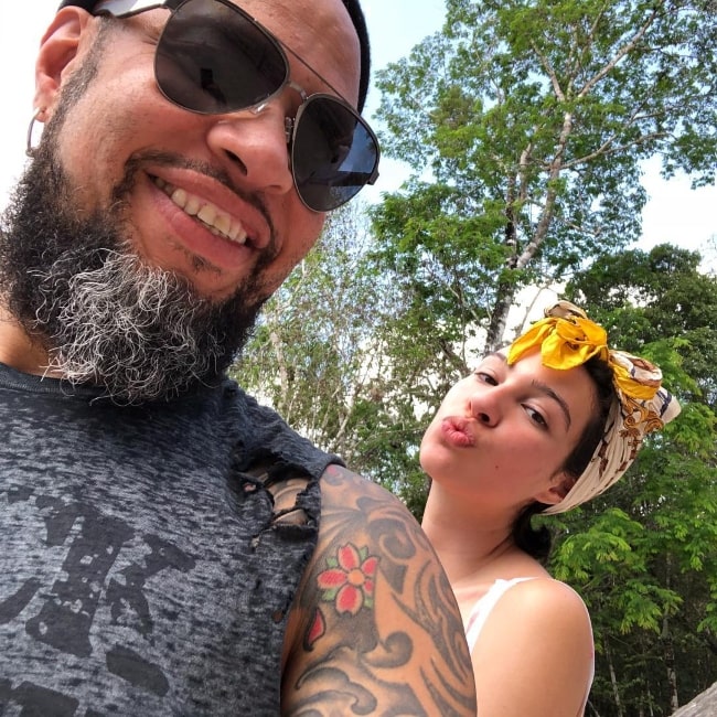 Frank Ferrer as seen while taking a selfie along with his daughter in April 2018