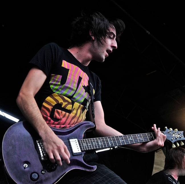 Jack Barakat performing on stage in 2009