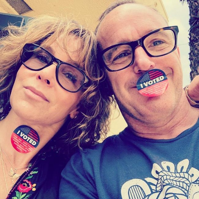 Jennifer and her husband Clark Gregg taking a selfie in June 2018