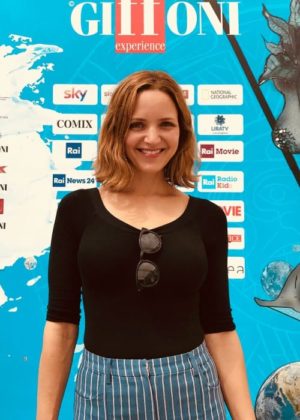 Jordana Spiro Height, Weight, Age, Spouse, Family, Facts, Biography