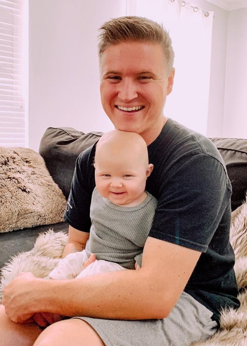 Justin Swannie with his daughter Emma, as seen in January 2019