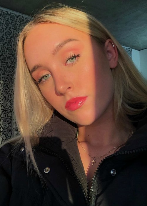 Kate Elisabeth in an Instagram selfie as seen in October 2019