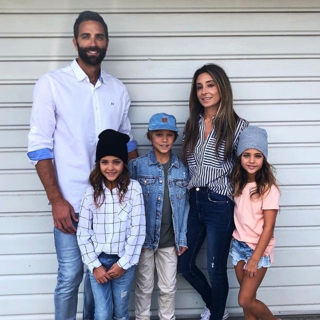 Leah seen with her family in November 2018