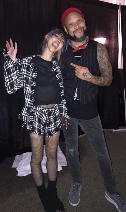 Melissa Reese as seen in a picture alongside her 'Guns N' Roses' bandmate Frank Ferrer