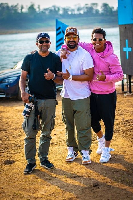 Prince Narula seen with Rannvijay Singha (middle) and Ashish Parmar on the sets of MTV Roadies 2018