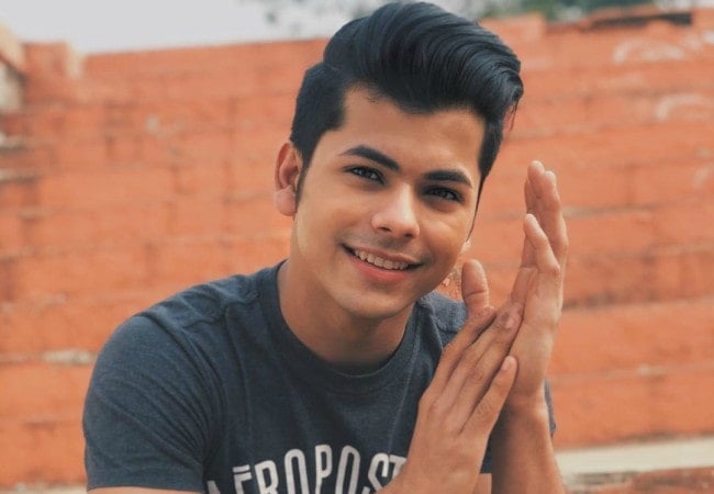 Siddharth Nigam in an Instagram post as seen in November 2019