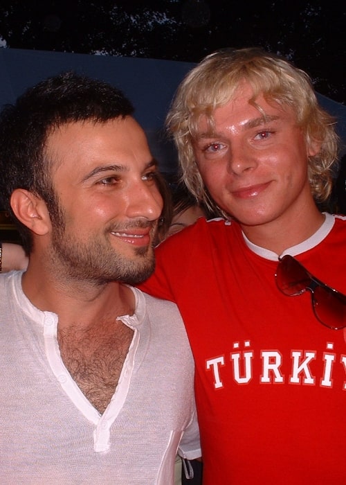 Tarkan (Left) as seen in a picture alongside Steiner Kristóf