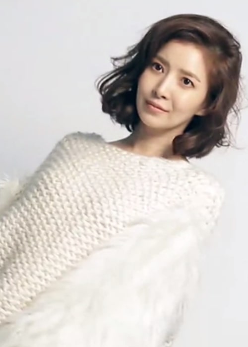 Yoon Se-ah as seen in a picture taken during a shoot for Women Sense in February 2018