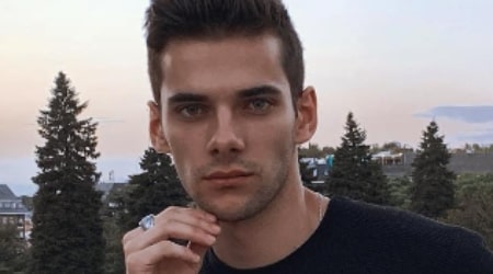 Itzan Escamilla Height, Weight, Age, Girlfriend, Biography & Family.