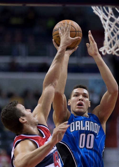 Aaron Gordon of the Orlando Magic in action against the Washington Wizards during the game on November 15, 2014 at Verizon Center in Washington, D.C.