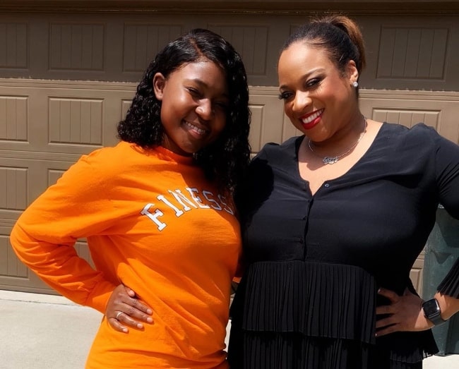 Airionna Lynch (Left) as seen while posing for a picture along with Kierra Sheard in May 2019