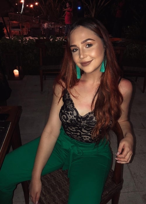 Amy Weller looking stunning in Sri Lanka in February 2018