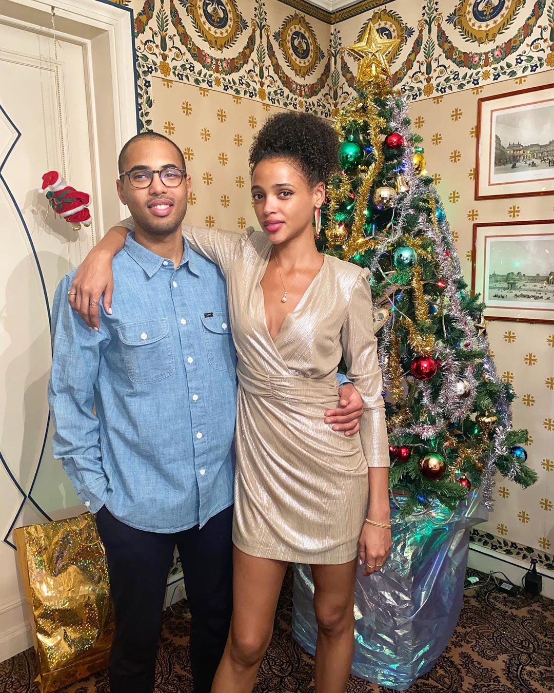 Aya Jones with her brother in December 2019