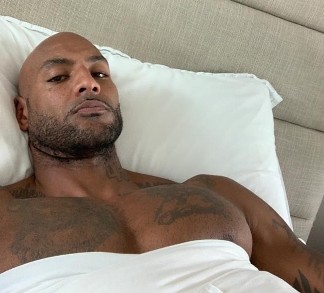 Booba as seen while taking a shirtless selfie in February 2020