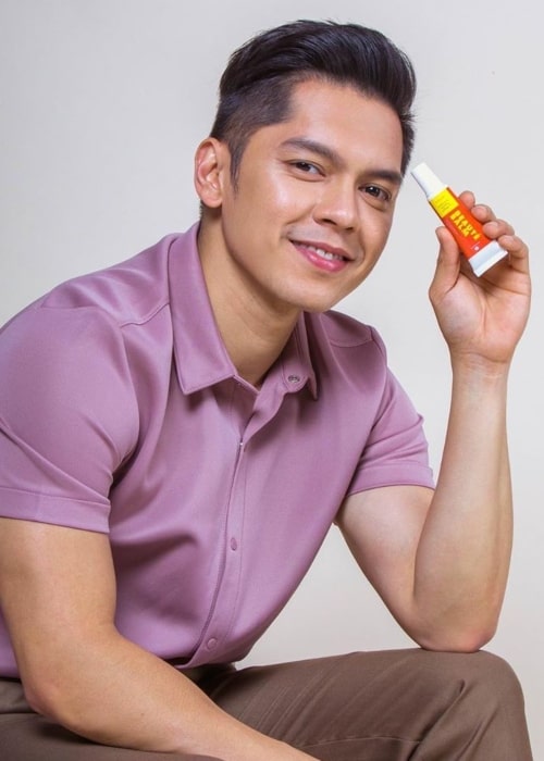 Carlo Aquino as seen in a picture taken while showcasing a product from BEAUTéDERM in February 2020