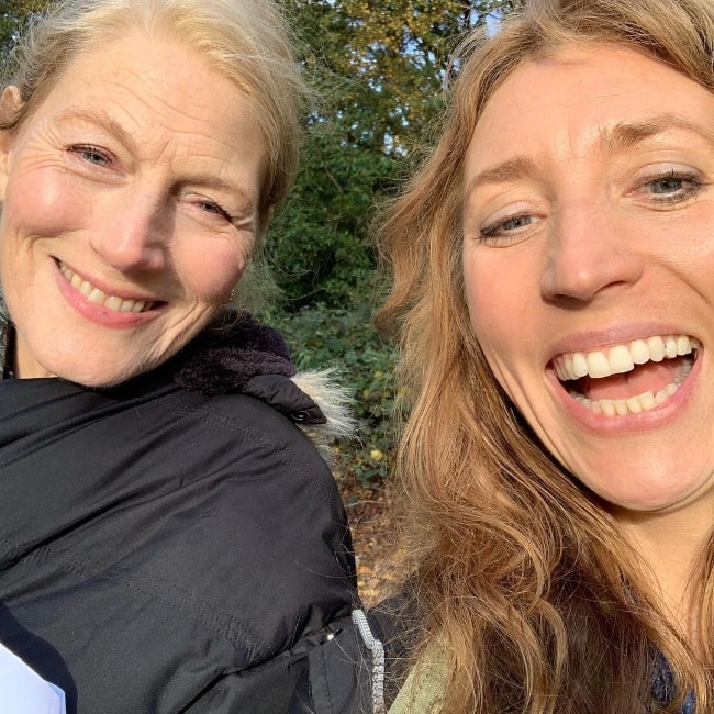 Daisy Haggard (Right) taking a selfie with her friend in May 2019