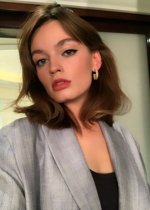 Emma Mackey as seen in a selfie taken at the Musée des Arts décoratifs in November 2019