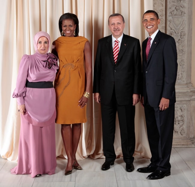 From Left to Right - Emine Erdoğan, Michelle Obama, Recep Tayyip Erdogan, and Barack Obama posing for a photo during a reception at the Metropolitan Museum in New York, United States in September 2009