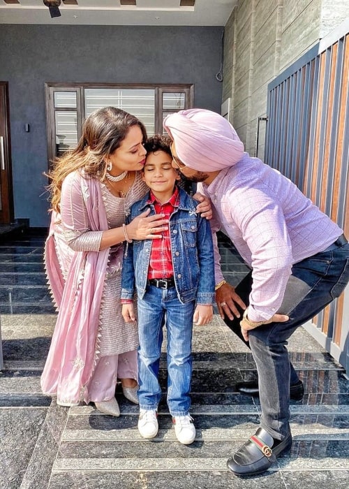 Gurlej Akhtar as seen in a picture taken with her son Daanveer Singh and husband Kulwinder Singh in February 2020