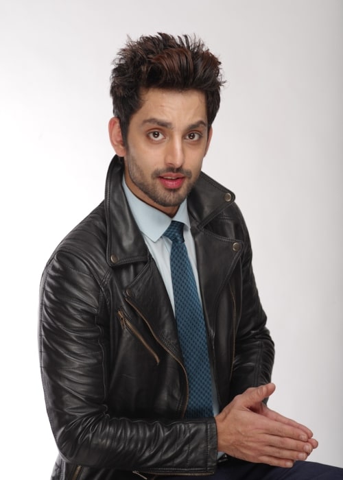 Himansh Kohli in a photoshoot