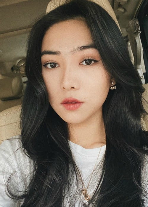 Isyana Sarasvati in an Instagram selfie as seen in November 2019