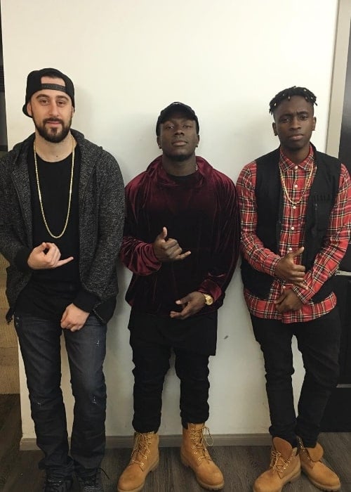 Jerry Purpdrank as seen while posing for a picture along with Piques (Left) and Max Jr (Right) in December 2015