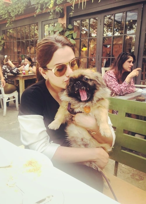 Kashish Singh as seen in a picture with her dog Noddy in March 2019