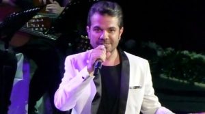 Kenan Doğulu