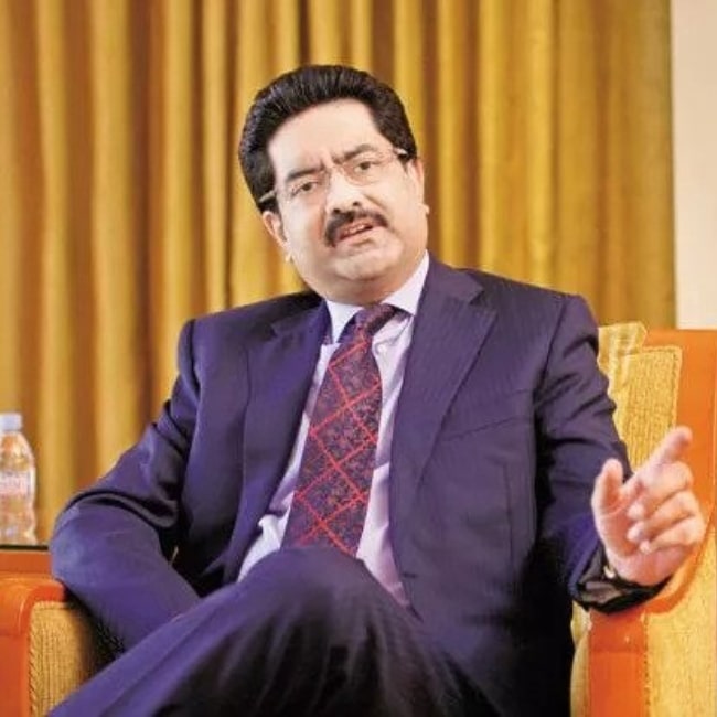 Kumar Mangalam Birla Height, Weight, Age, Spouse, Children, Facts, Bio