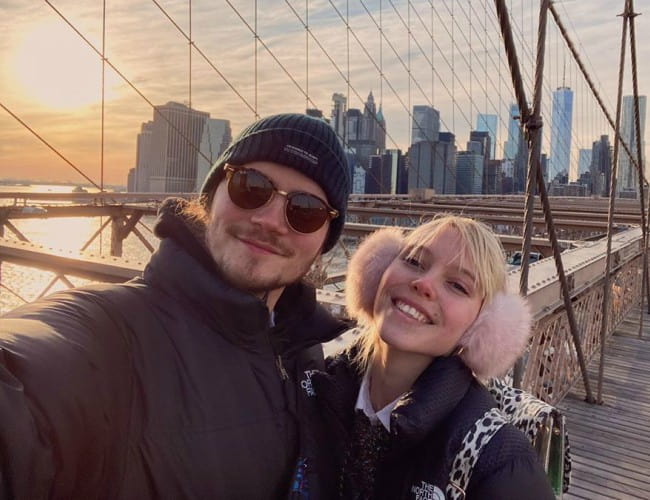 Lina Larissa Strahl and Tilman Pörzgen in a selfie in March 2020