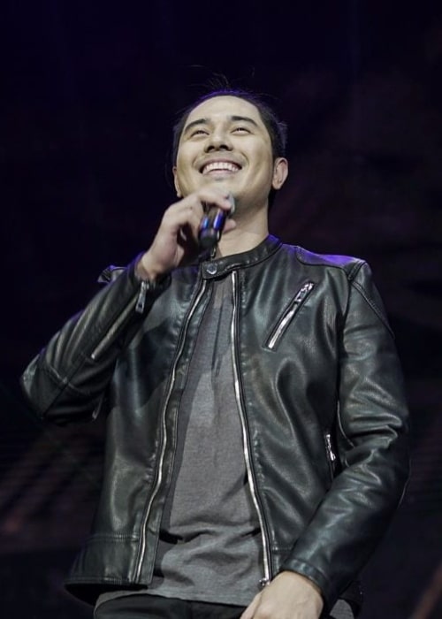 Paulo Avelino as seen in a picture taken during a meetup event with his fans in June 2019