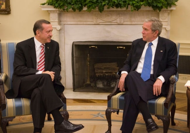 Recep Tayyip Erdoğan (Left) meeting with President George W. Bush on November 5, 2007, in the Oval Office