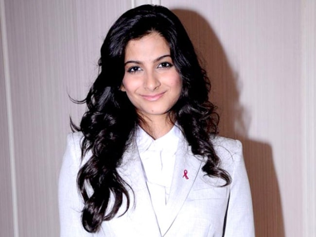 Rhea Kapoor at the Elle Breast Cancer Carnival in May 2012