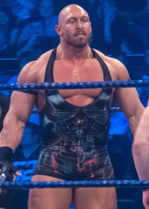 Ryback vs James Lerman at WWE SmackDown on April 17, 2012