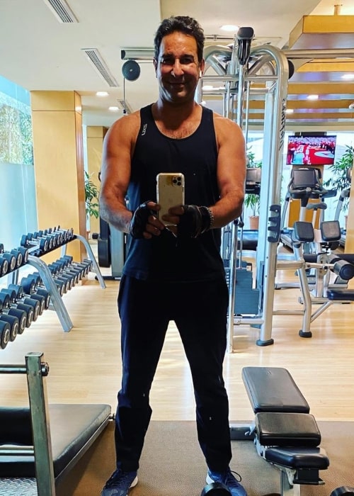 Wasim Akram as seen in a selfie taken while he was in the gym in February 2020