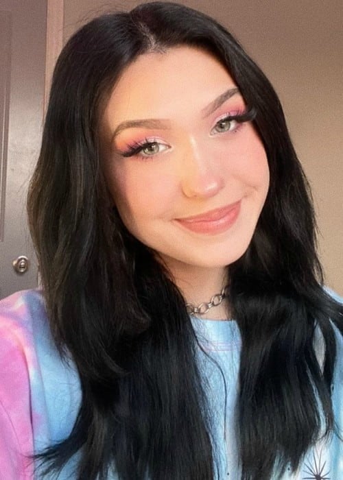 Addy Rae Tharp in an Instagram selfie as seen in February 2020