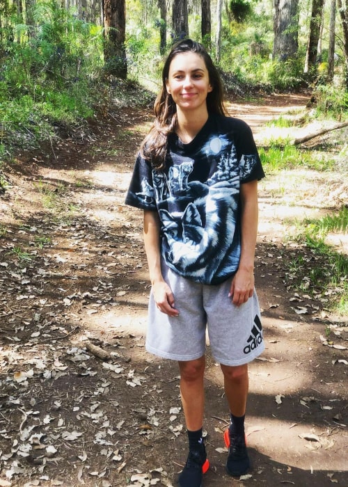 Amy Shark as seen in an Instagram Post in October 2019