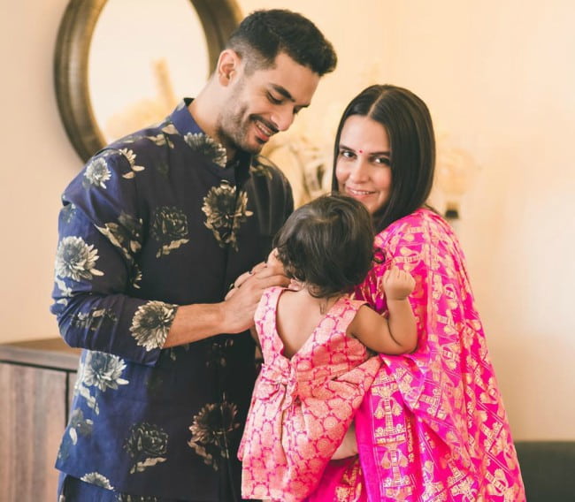 Angad Bedi with his family as seen in November 2019