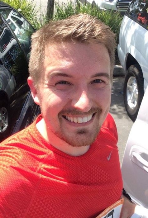 Brady Bluhm smiling in a selfie in April 2015