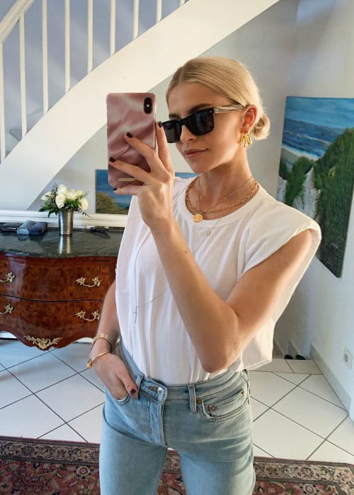 Caroline Daur in a selfie in March 2020