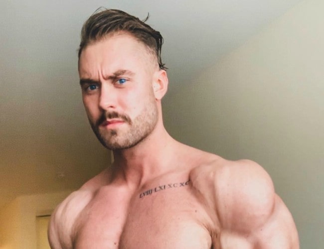 Chris Bumstead Height Weight Age Body Statistics Healthy