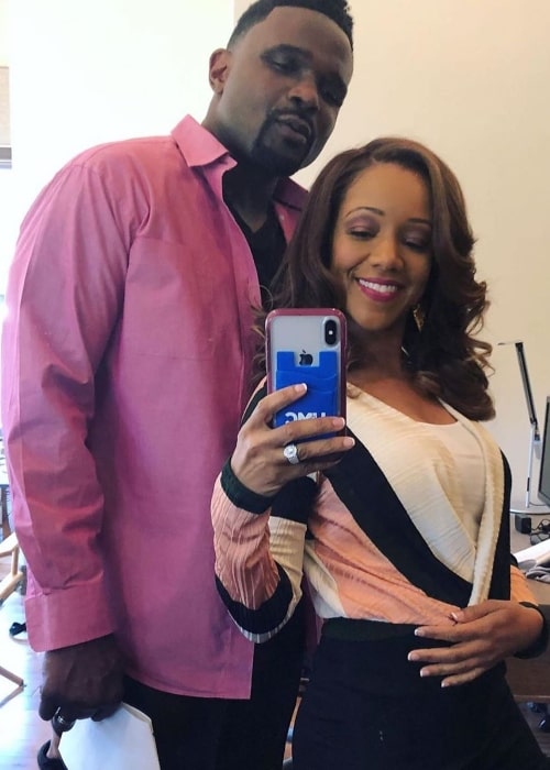 Darius McCrary as seen while posing in a mirror selfie alongside Chrystee Pharris in Newark, New Jersey in December 2019